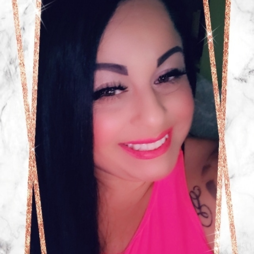 Meet your Posher, Reina